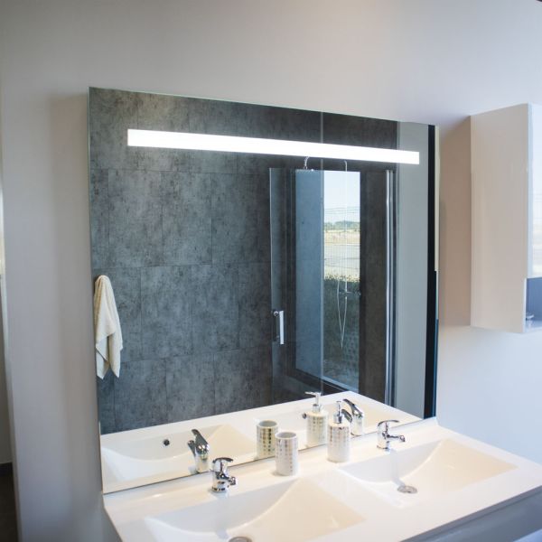 Miroir éclairage LED de salle de bain STAM avec interrupteur