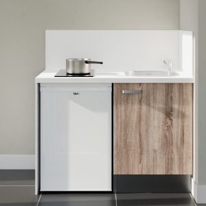 Kitchenette 120 cm bois K08L-PT, crédence et plan de travail stratifié blanc, plaque de cuisson et frigo blanc