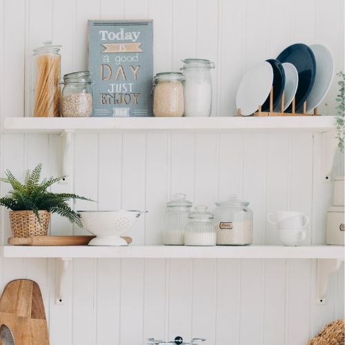 Etagères de décoration pour petite cuisine